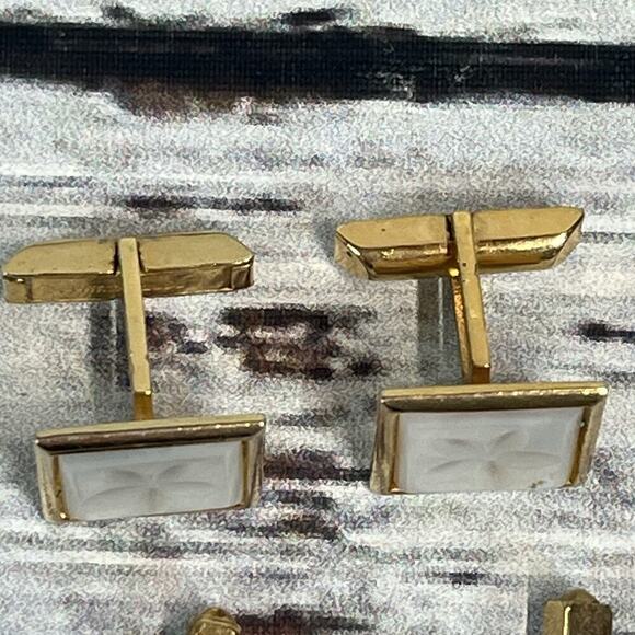 Vintage Set of 4 Mens Cufflinks Antique Cars Circles Mother of Pearl Gold Silver - Picture 4 of 10